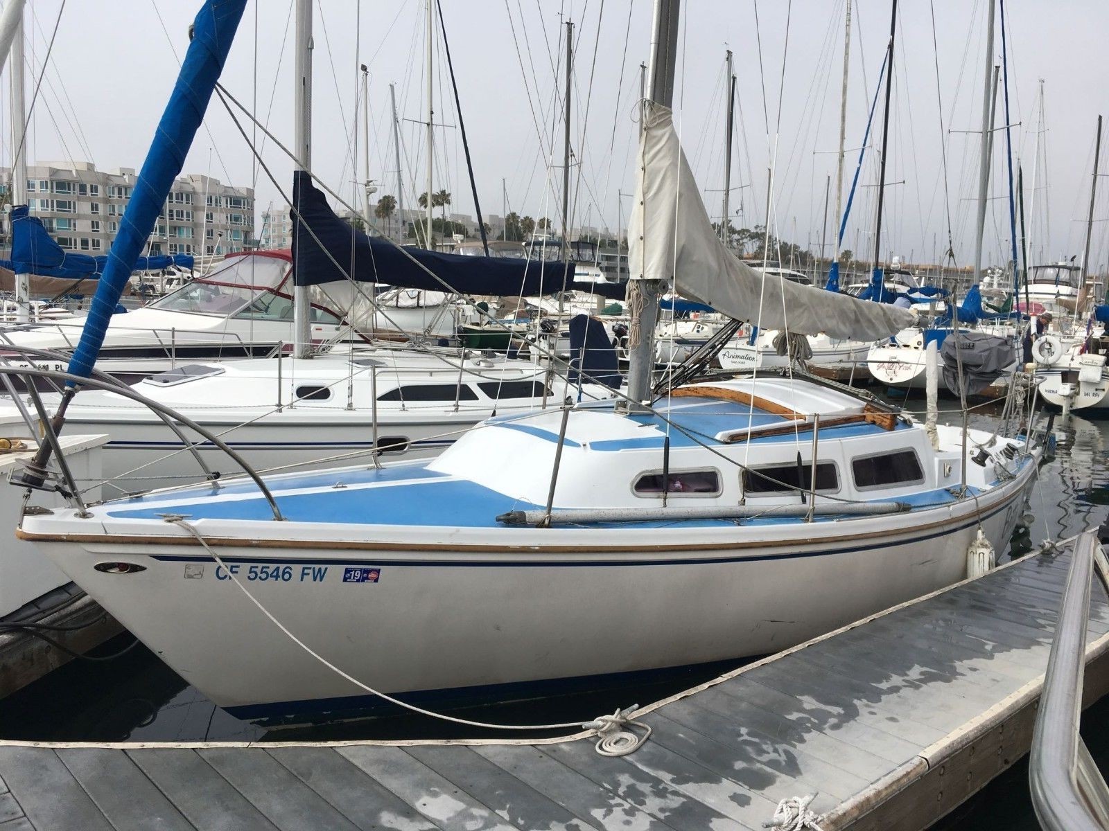 1976 Catalina 27' Sailboat - California