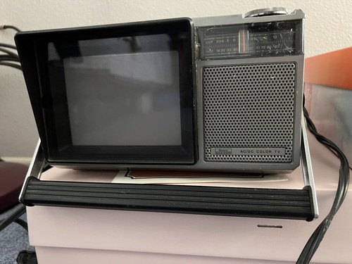 VINTAGE] 1981 Sears Solid State AC/DC Color TV MODEL 564