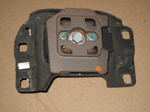 Ford focus upper tranny lower mount #5