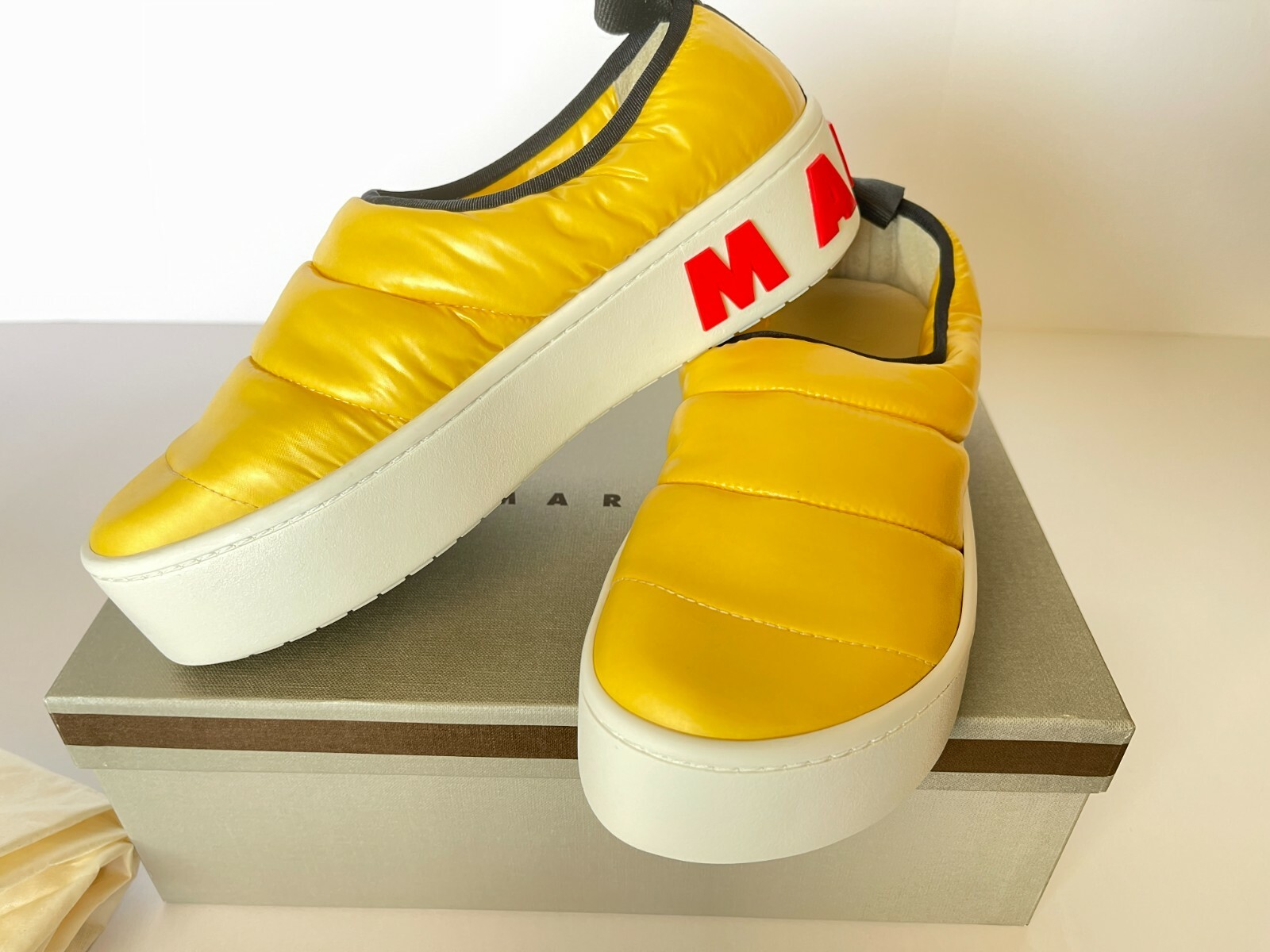 【送料&関税込】Marni Printed Slip On Sneakers MARNI LOGO SLIP-ON SNEAKERS MEN SHOES MADE IN ITALY