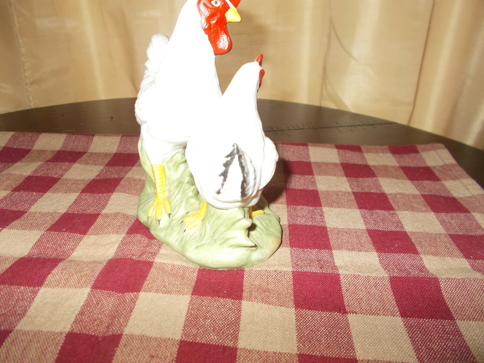 HOMCO CHICKENS, ROOSTER HEN & 2 CHICKS FIGURINE 1458 EXCELLENT CONDITION
