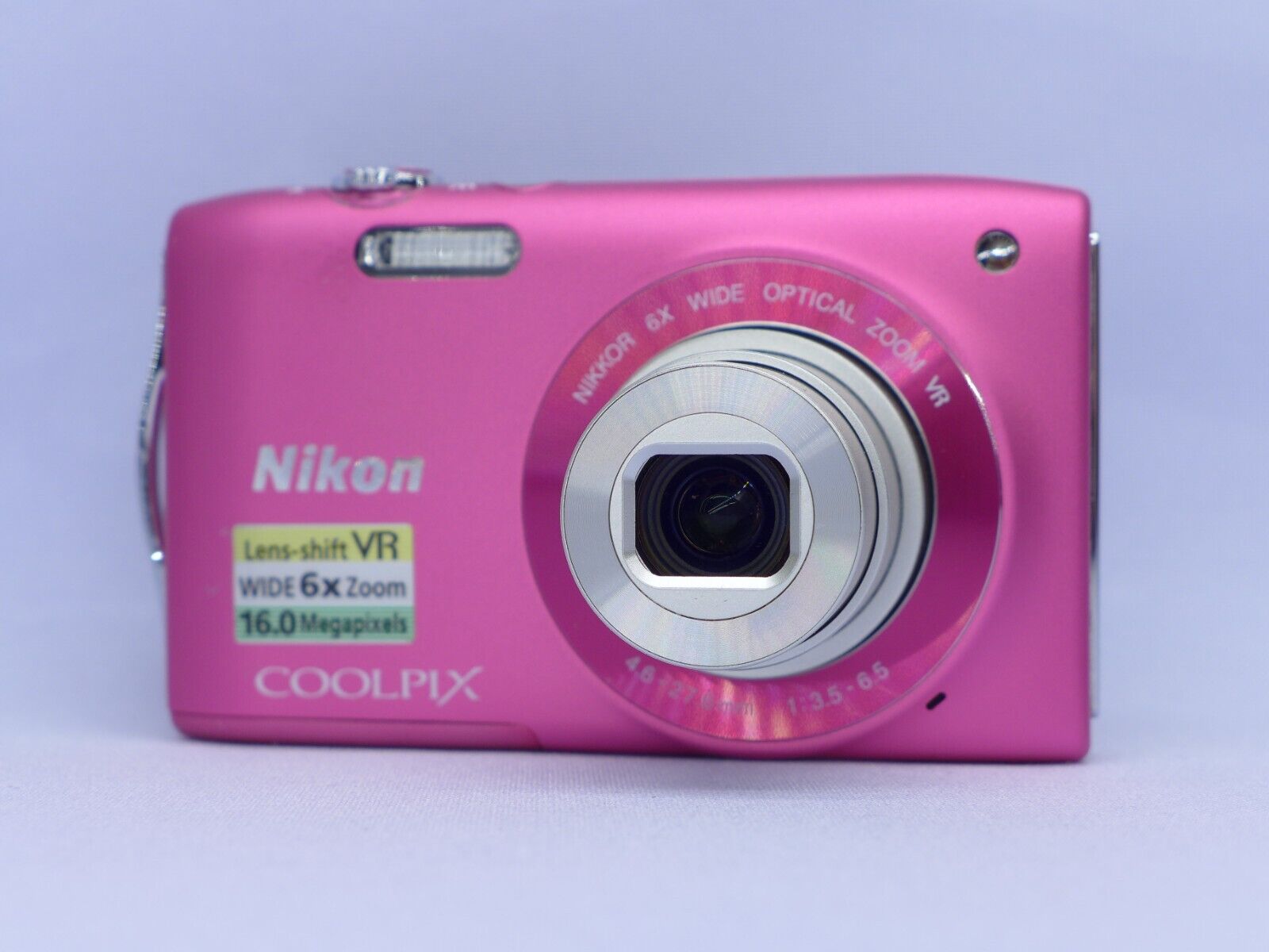 Nikon COOLPIX S3300 16.0 MP / 6X Optical Zoom / Digital Nikon COOLPIX S3300 16.0 MP / 6X Optical Zoom / Digital