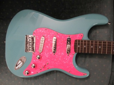 ~Cashified~  Fender Squier Stratocaster, Optional Bridge HumBucker