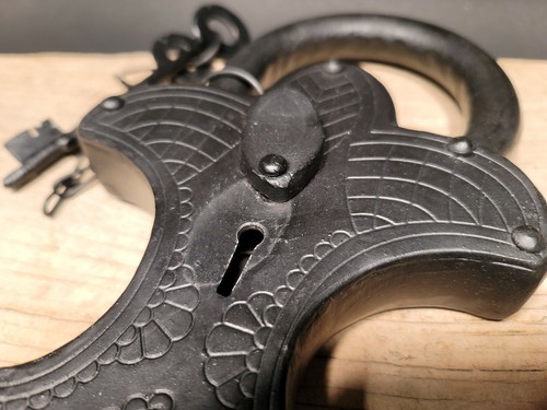 Large 9 1/2" Antique Vintage Style Cast Iron Padlock Lock & Key