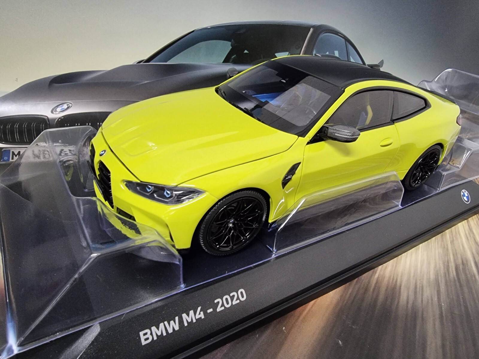 NEW MINICHAMPS BMW MINIATURE M4 G82 SAO PAOLO YELLOW DIECAST