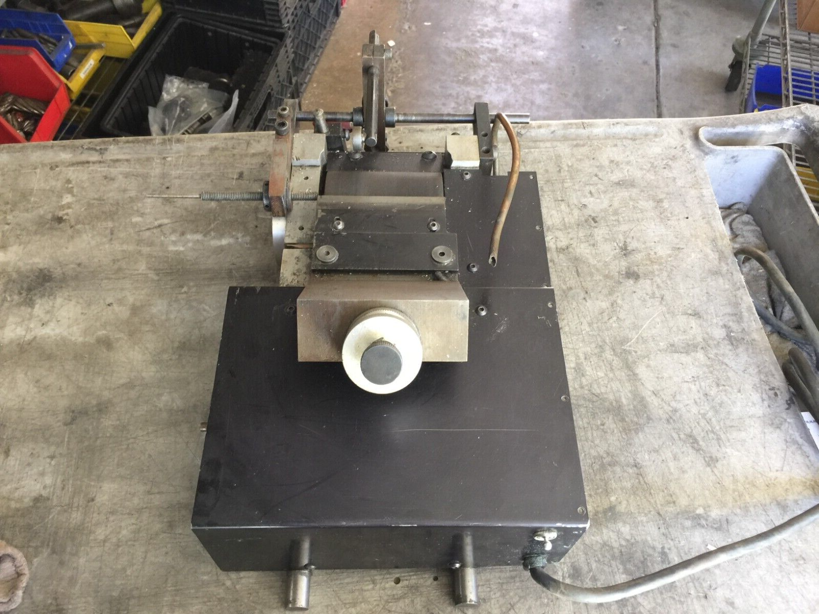 Centerless Surface Grinder Fixture