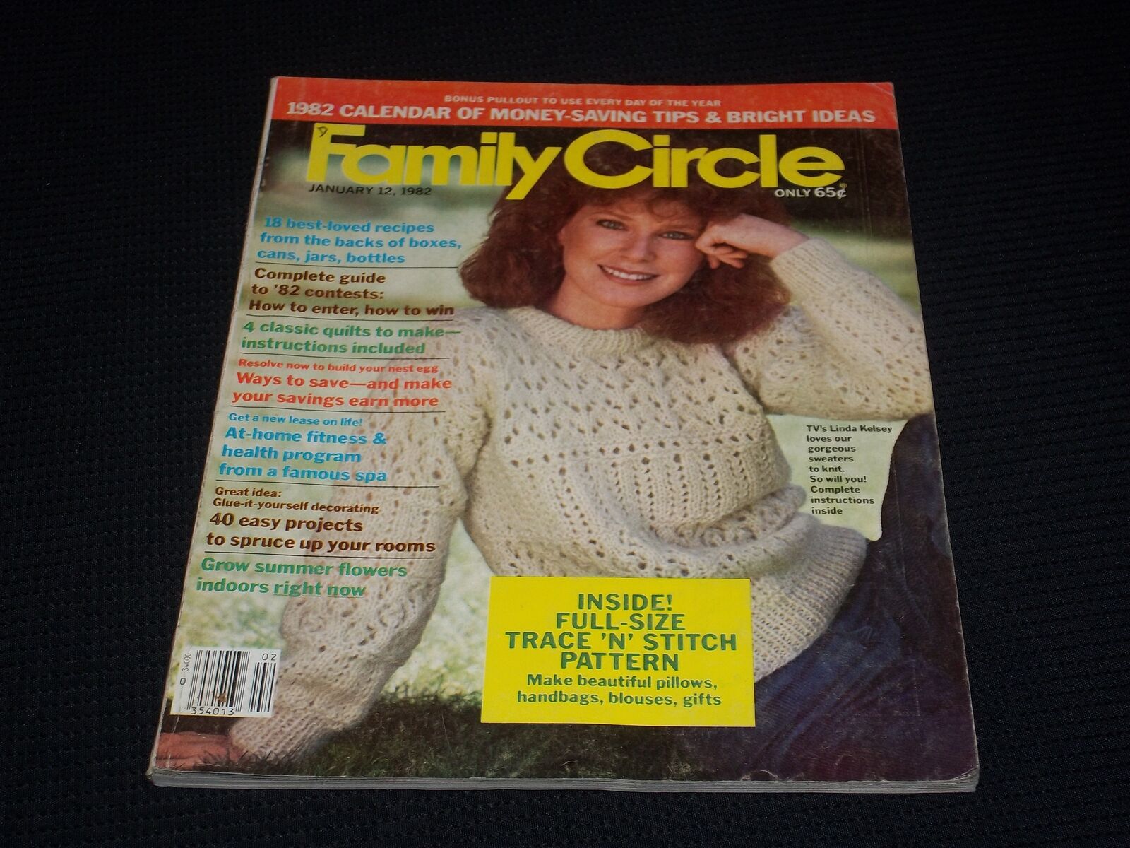 1982 JANUARY 12 FAMILY CIRCLE MAGAZINE - LINDA KELSEY COVER