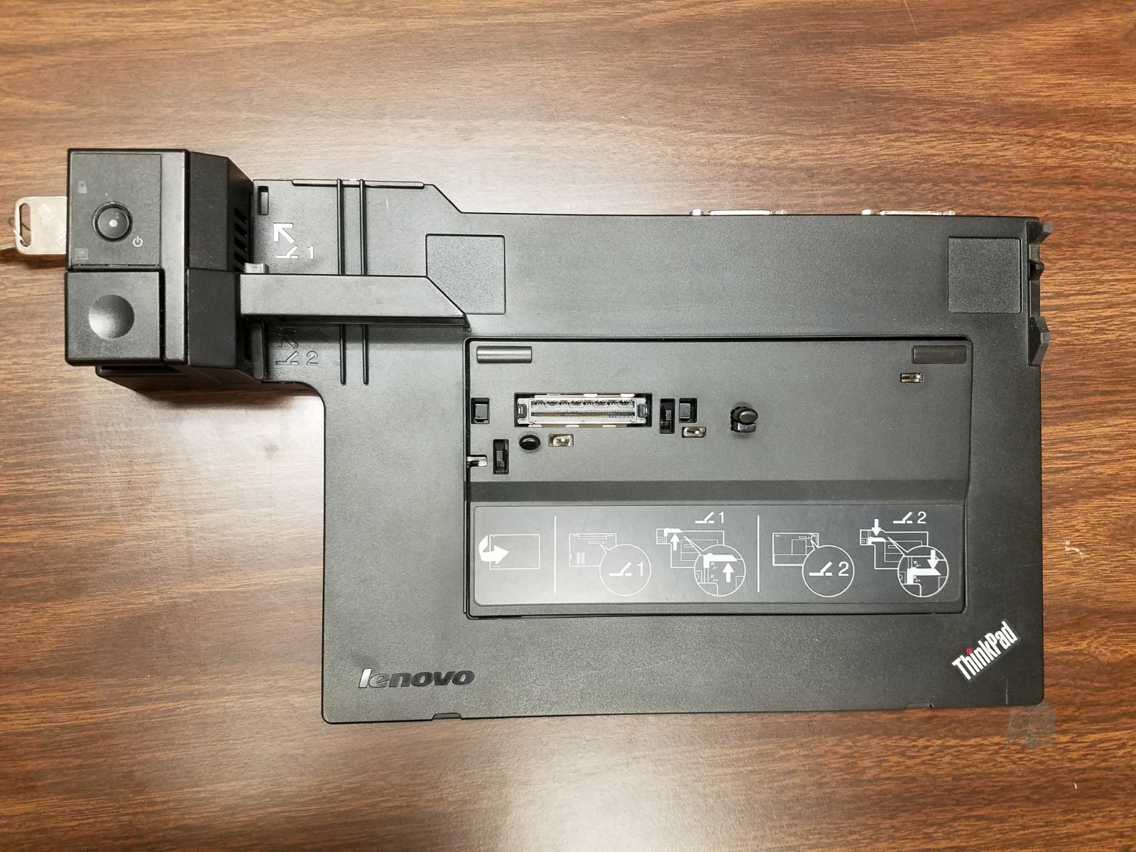 45N5888 Lenovo ThinkPad Mini Dock Plus Series 3 Type 4338 75Y5904, (Lot 3)