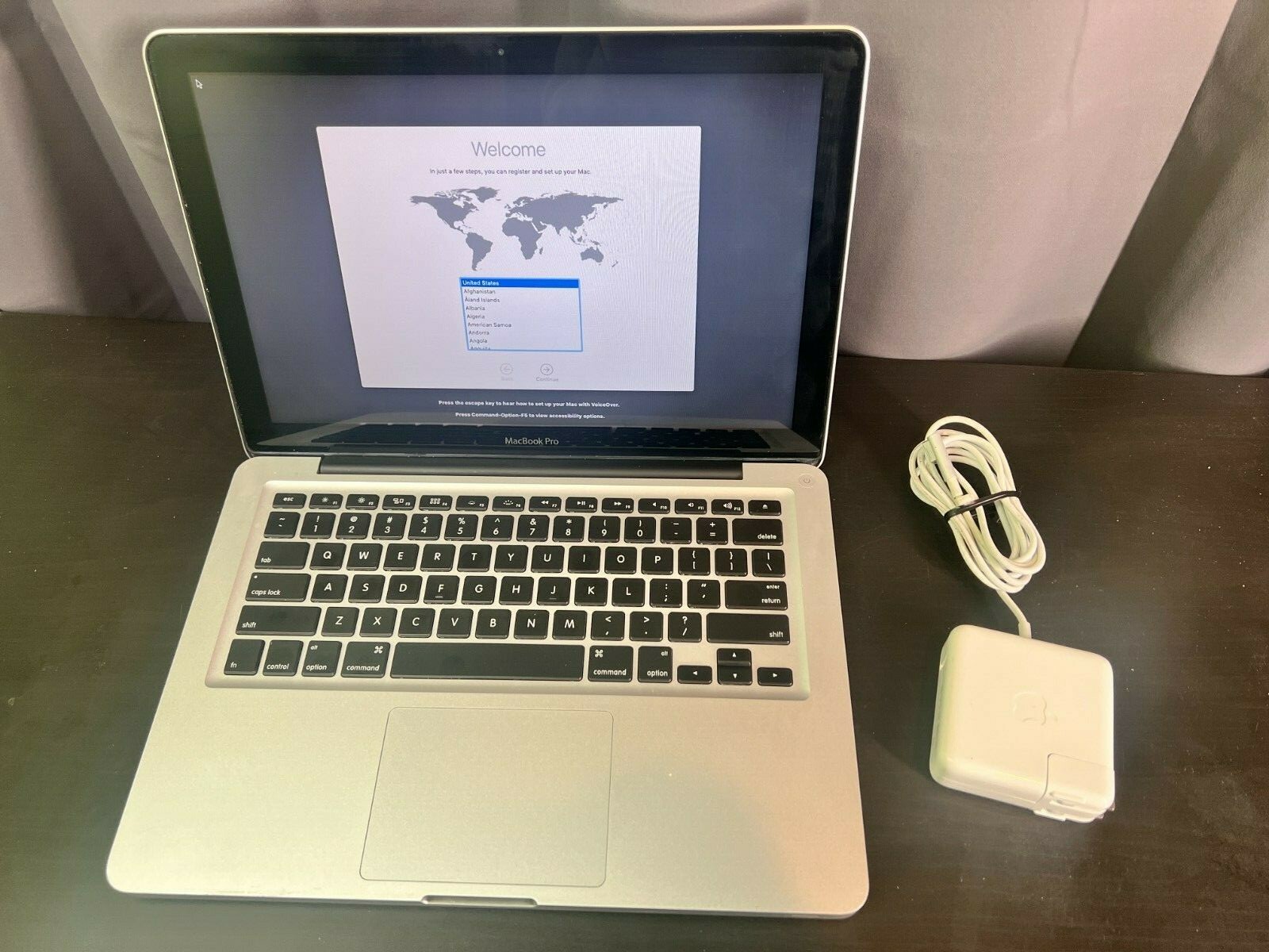 Apple MacBook Pro (13.3 Apple MacBook Pro (13.3