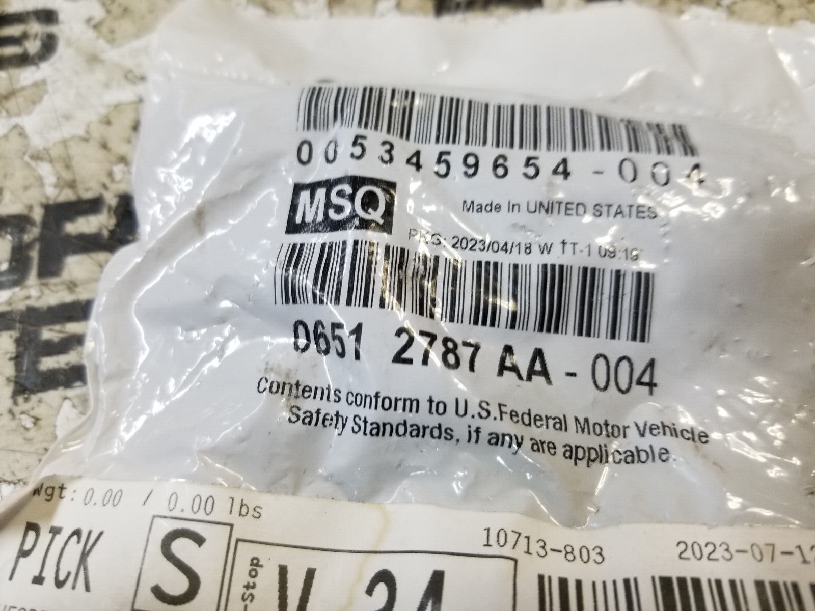 1 BAG OF 4 STUDS OEM MOPAR 06512787AA - Picture 1 of 3