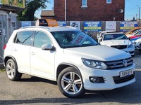 2014 Volkswagen Tiguan 2.0 TDi BlueMotion Tech R-Line 177 5dr TOP SPEC ESTATE Di