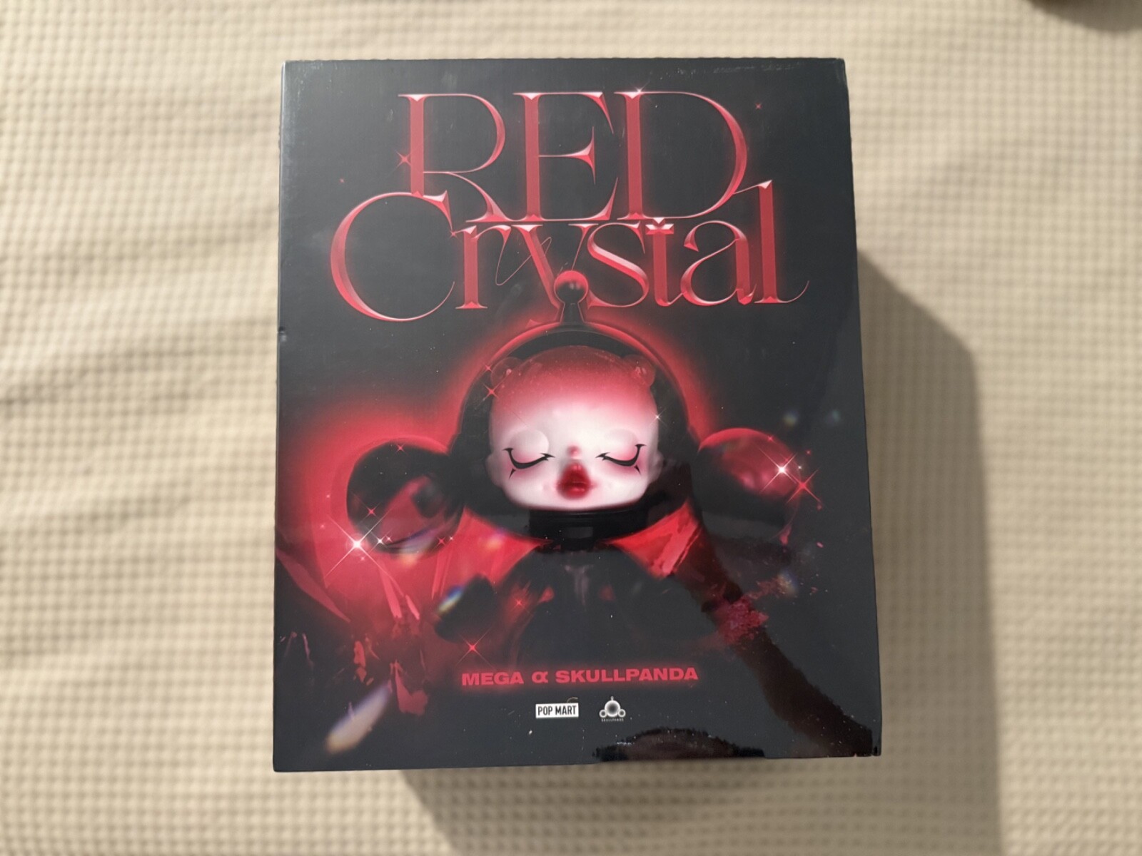MEGA α SKULLPANDA 400% Red Crystal - POP MART (United States)