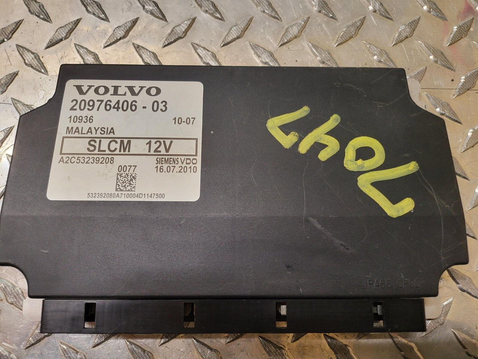 VOLVO VNL 2 GEN OEM LIGHT CONTROL MODULE LCM ASSEMBLY, P
