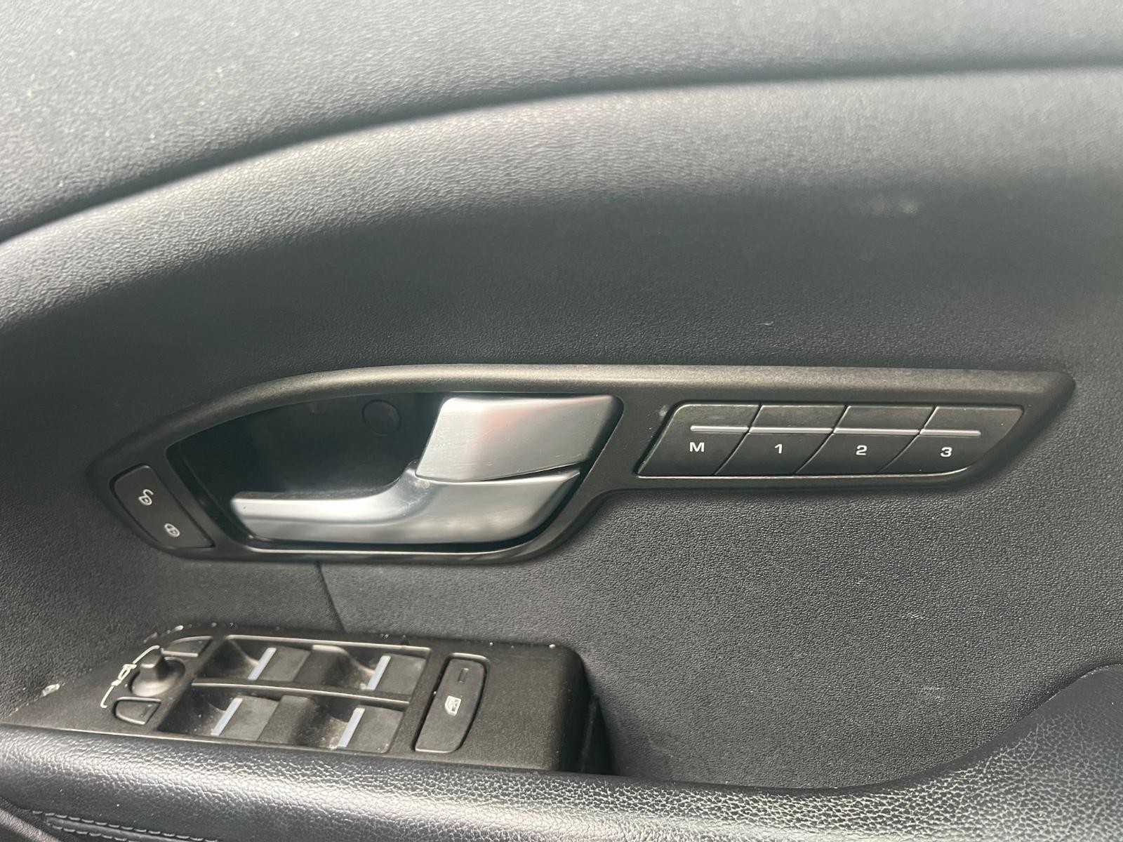 LANDROVER RANGEROVER EVOQUE L538 11/2011-01/2019 LEFT REAR DOOR - thumbnail 6