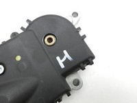 BMW E91 320D LCI 09-13 Schiebedachmotor Pos.2 Hinten BMW E91 320D LCI 09-13 30.09.2009 6922652 67616922652... Vorschau 6