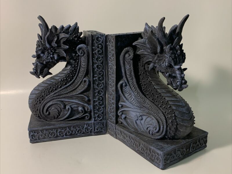Fierce Dragon Head Bookends Medieval Fantasy Home Decor Figurine, Superb Detail!