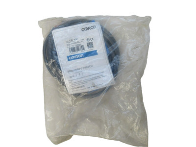 (NEW) OMRON E2E-X5E1 , E2EX5E1 12-24Vdc 2m Proximity Switch
