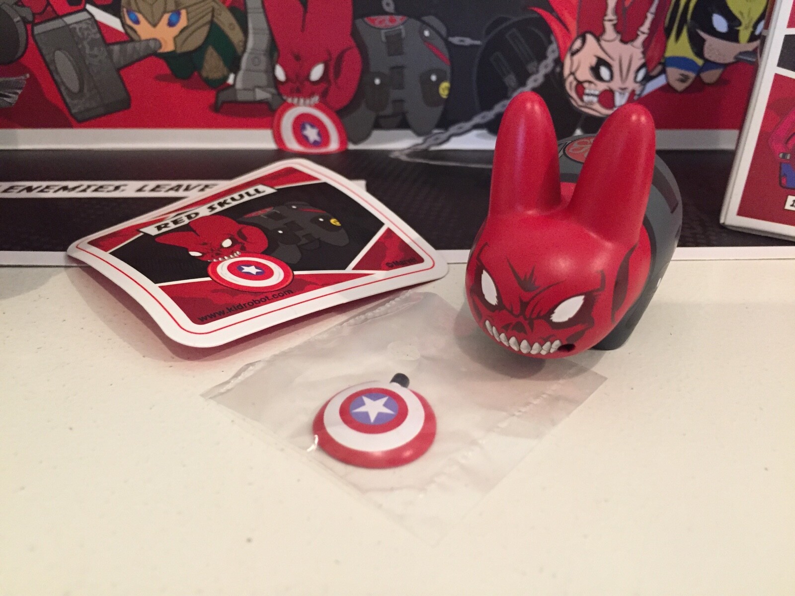 KIDROBOT X MARVEL LABBIT MINI SERIES 