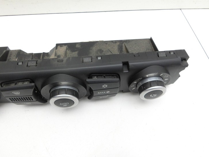 BMW 5er E61 LCI 07-10 Bedienteil Bedienelement Heizung Klimabedienteil BMW 5er E61 LCI 07-10 30.06.2009 9248708... Vorschau 3