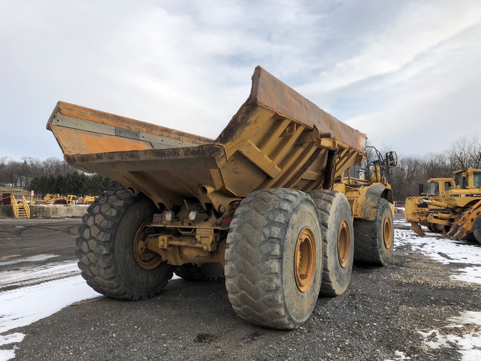 1996 CAT D400E OFF ROAD TRUCK