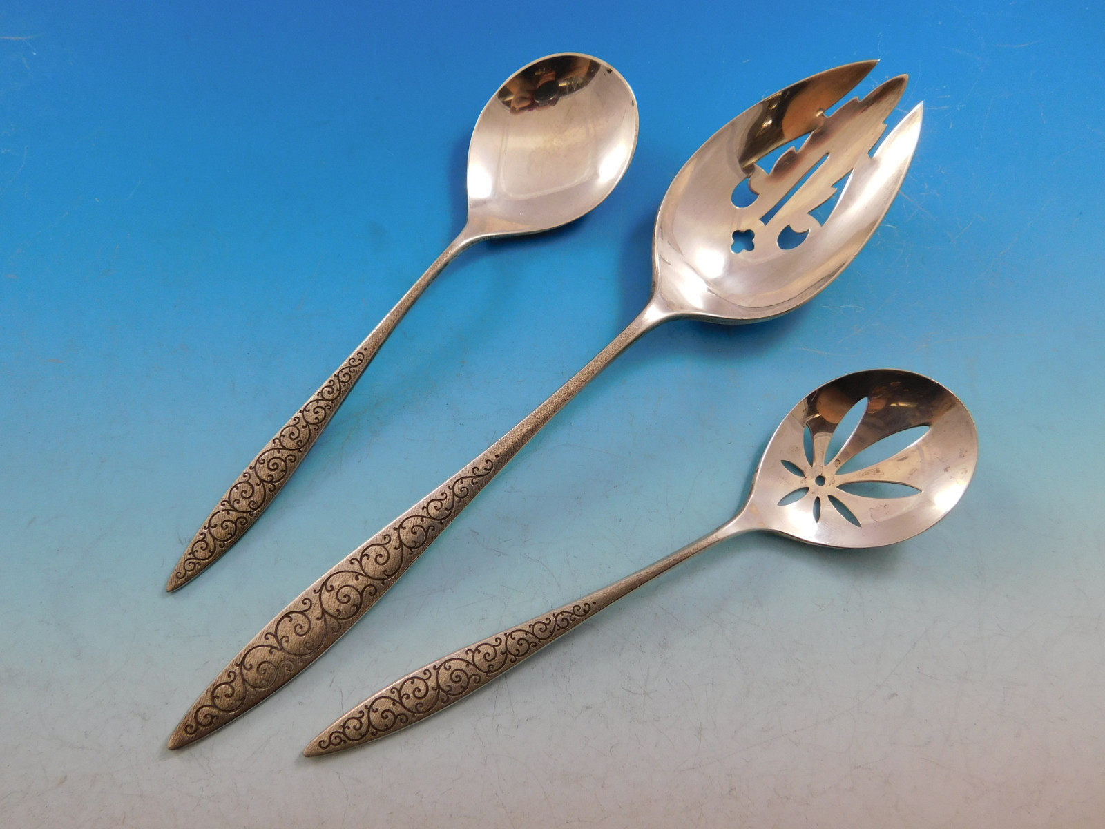 Spanish Lace by Wallace Sterling Silver Flatware Service for 8 Set 68