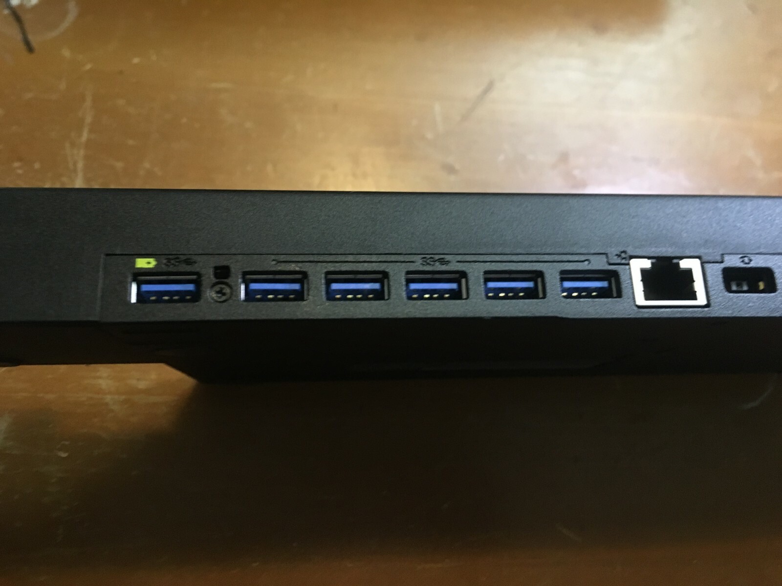 Lenovo ThinkPad Workstation Docking Station  Type 40A5  (No Charger/Keys)