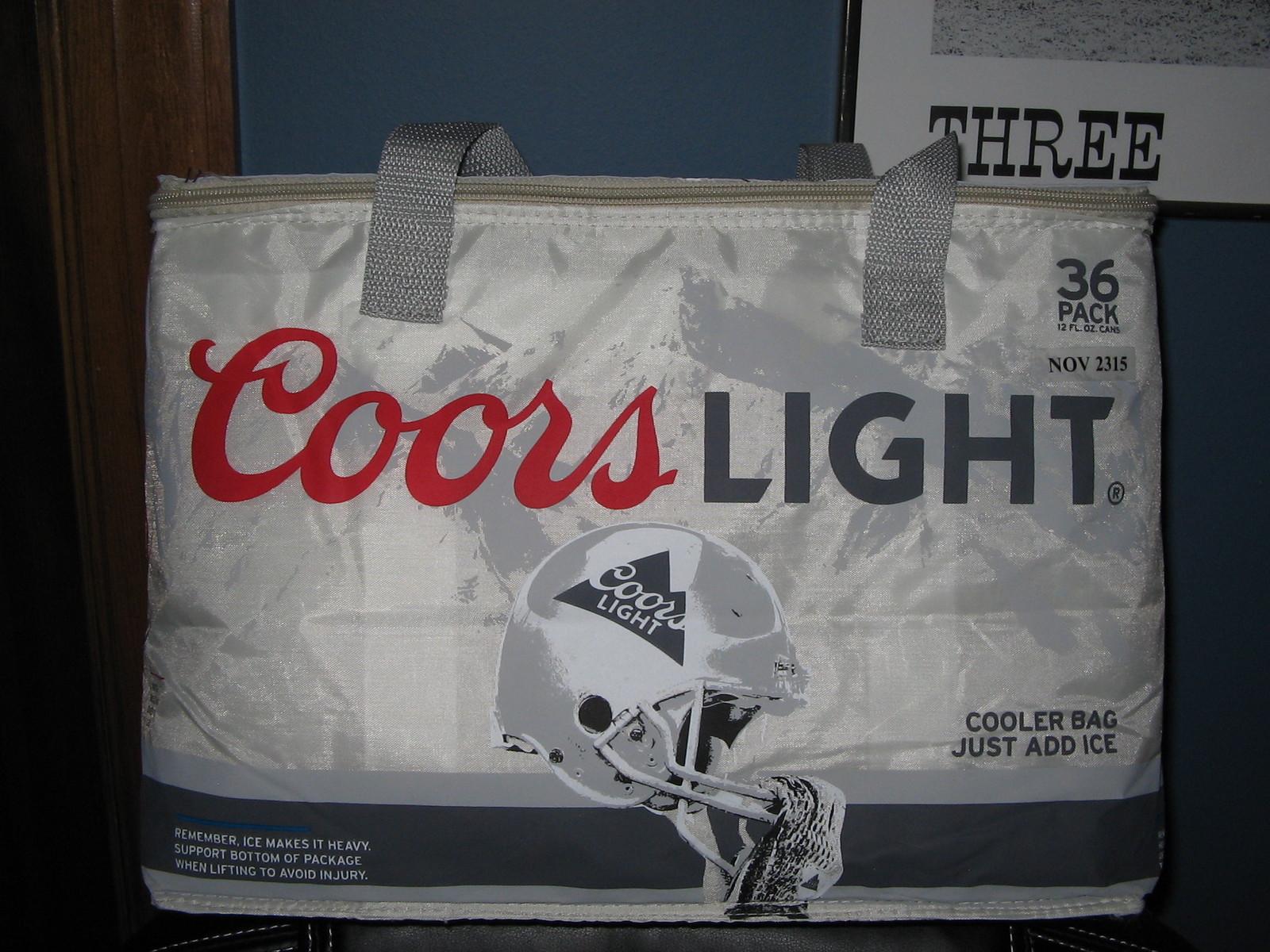COORS LIGHT BEER SOFT COOLER COLLAPSIBLE BAGS NFL FOOTBALL INSULATED SET OF 2 !