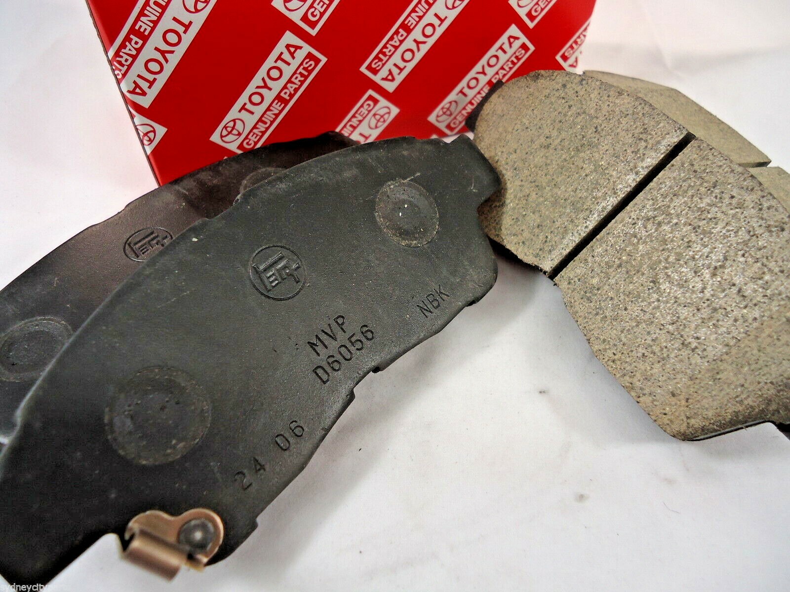 TOYOTA CAMRY FRONT BRAKE PADS SXV20 19972002 4 CYLINDER NEW GENUINE eBay