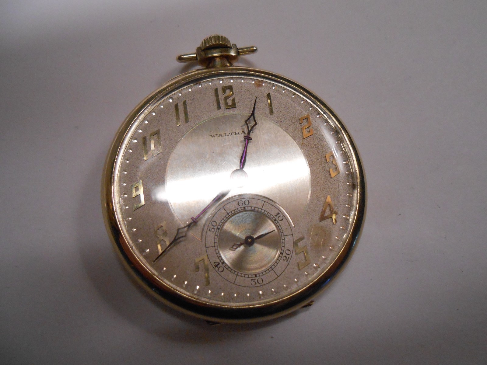 Waltham 14k gold case pocket watch runs strong