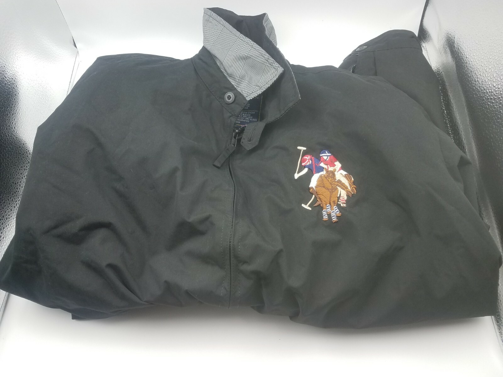 Vintage U.S. Polo ASSN. XXL Black Jacket Polyster 98826 Vintage U.S. Polo ASSN. XXL Black Jacket Polyster 98826