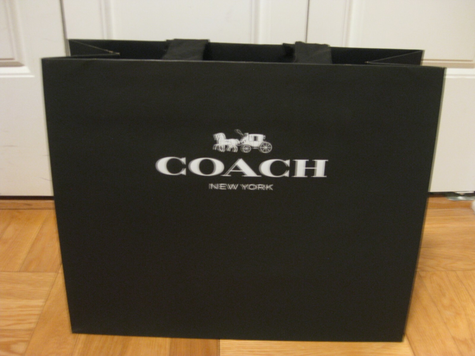 COACH: LARGE PAPER SHOPPING / GIFT BAG