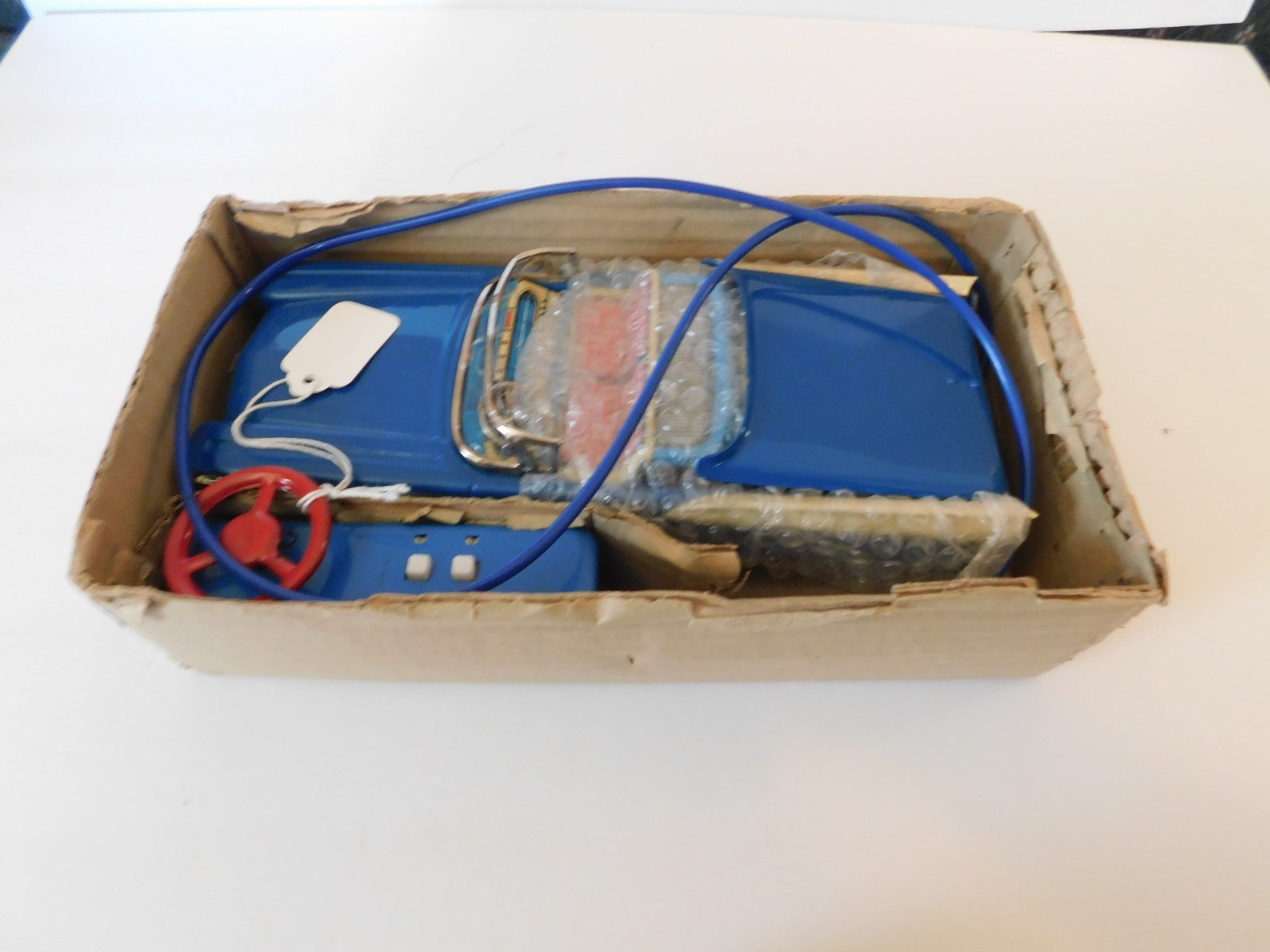 vintage cragstan battery operated car ford fairlane