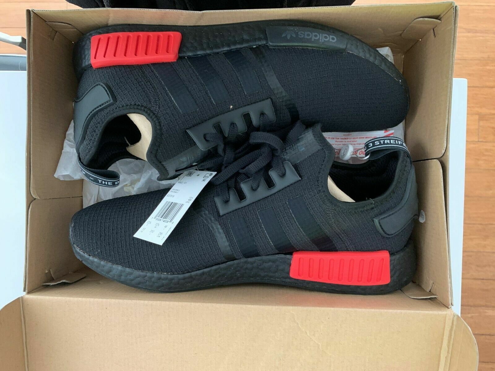 Купить Кроссовки adidas NMD R1 1 EE5107 10 в интернет-магазине с Ebay с  доставкой из США, низкие цены | Nazya.com
