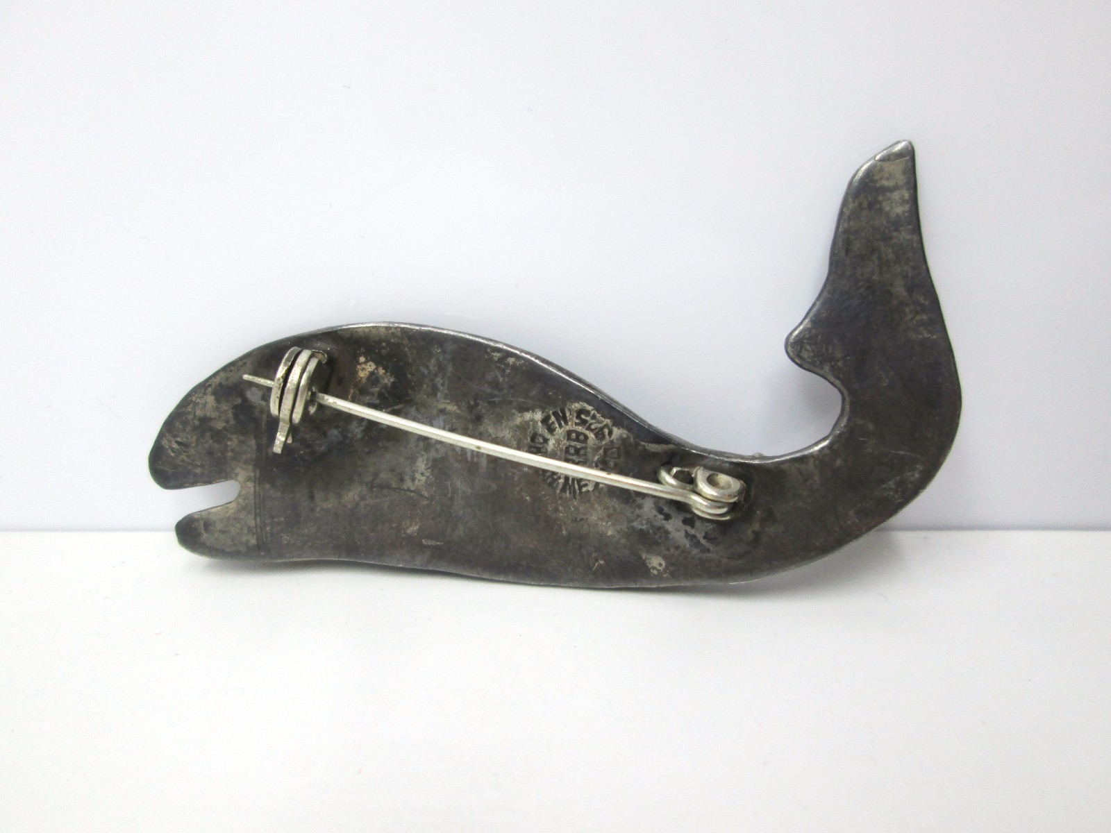 Vintage Mexico 925 Sterling Silver Whale Pin Brooch with Abalone Stone
