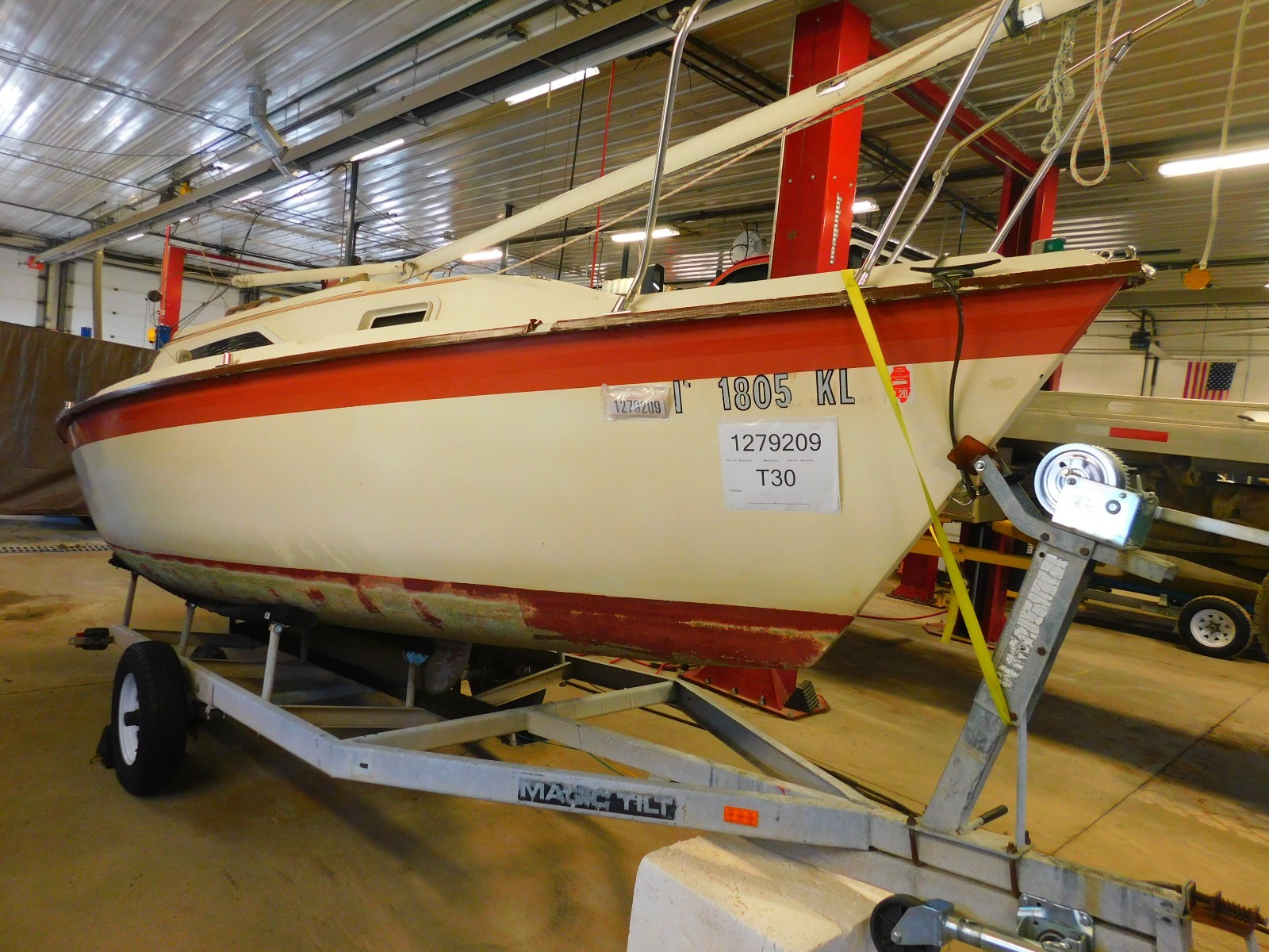 20' Hunter Sailboat Magic Tilt Trailer NO MOTOR T1279209