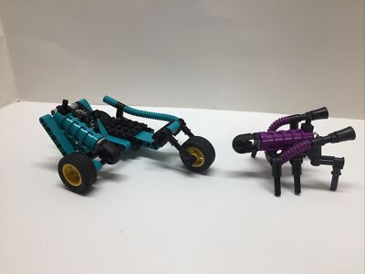 Lego 8233 8239 Technic BLUE THUNDER VS. THE STINGER -Incomplete, 2 Projectiles