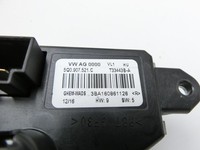 VW Touran II 5T 15-24 Widerstand Gebläse Lüfter VW Touran II 5T 15-24 12.05.2016 5Q0907521C T33443B-A gebraucht Vorschau 4