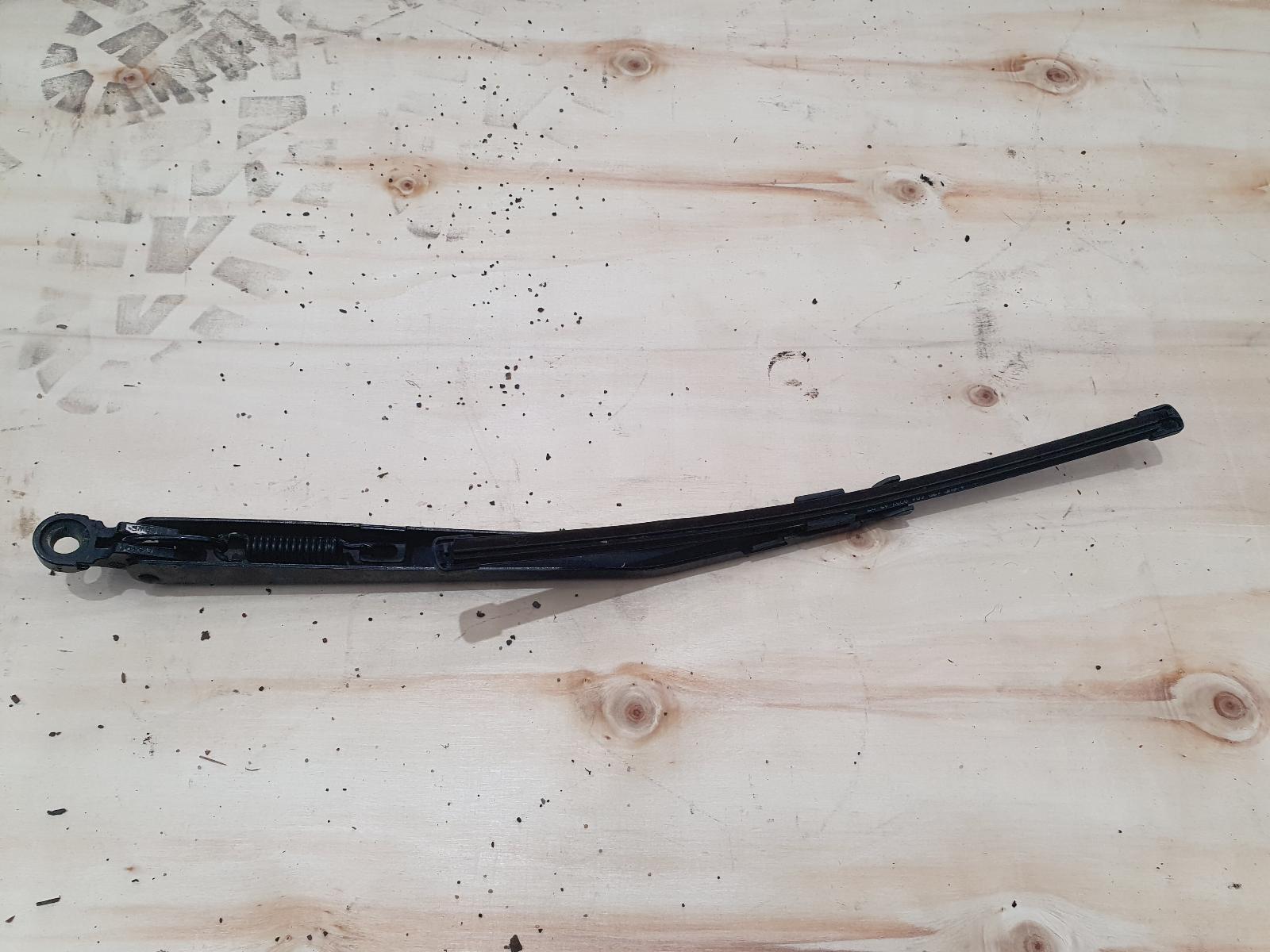 2006 Bmw 1 Series REAR WIPER ARM E87 10/04-10/13  61629449913 image 3