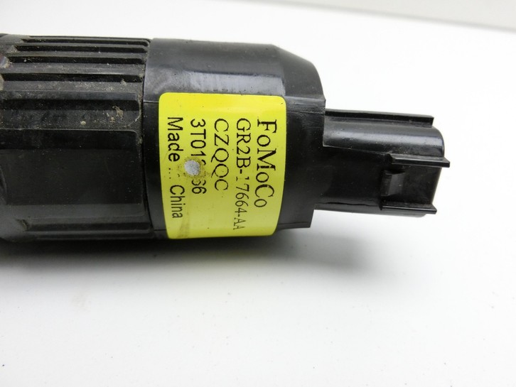 Ford Transit Connect 13-18 Waschwasserpumpe Waschpumpe Ford Transit Connect 13-18 20.06.2017 GR2B-17664-AA gebraucht Vorschau 3