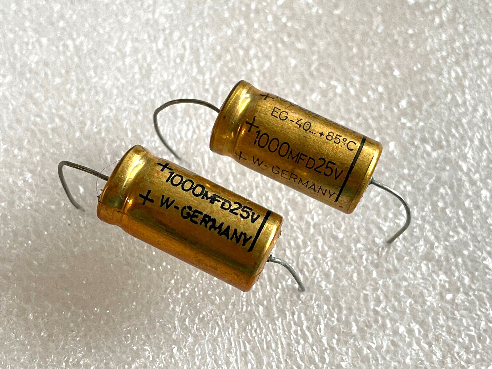 2x EGS Electrolytic Axial Audio Capacitor 1000uF 25V ROE 85