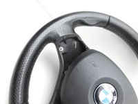 BMW E81 1er 120d 07-12 Lenkrad Airbaglenkrad Leder BMW E81 1er 120d 07-12 26.10.2007 3230-2157307 2157307 gebraucht Vorschau 2