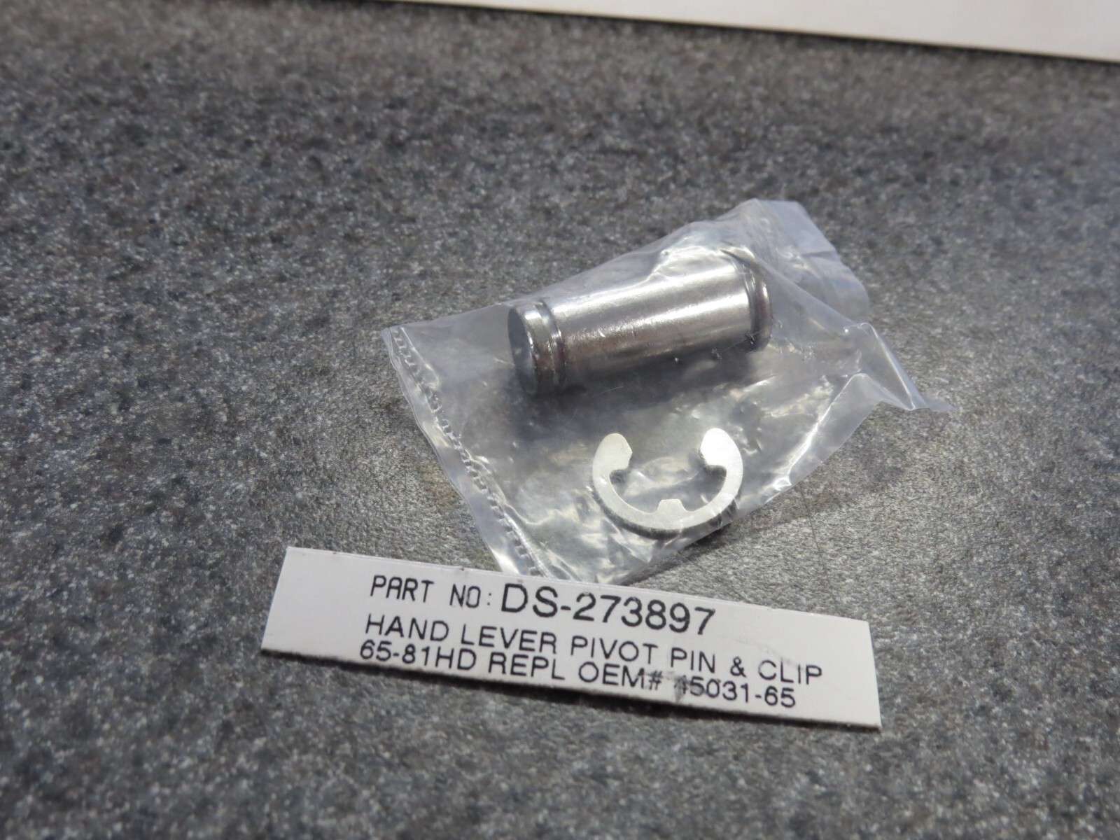 NOS Hand Lever Pivot Pin & Clip Fits: Harley Davidson 65-81 NOS Hand Lever Pivot Pin & Clip Fits: Harley Davidson 65-81
