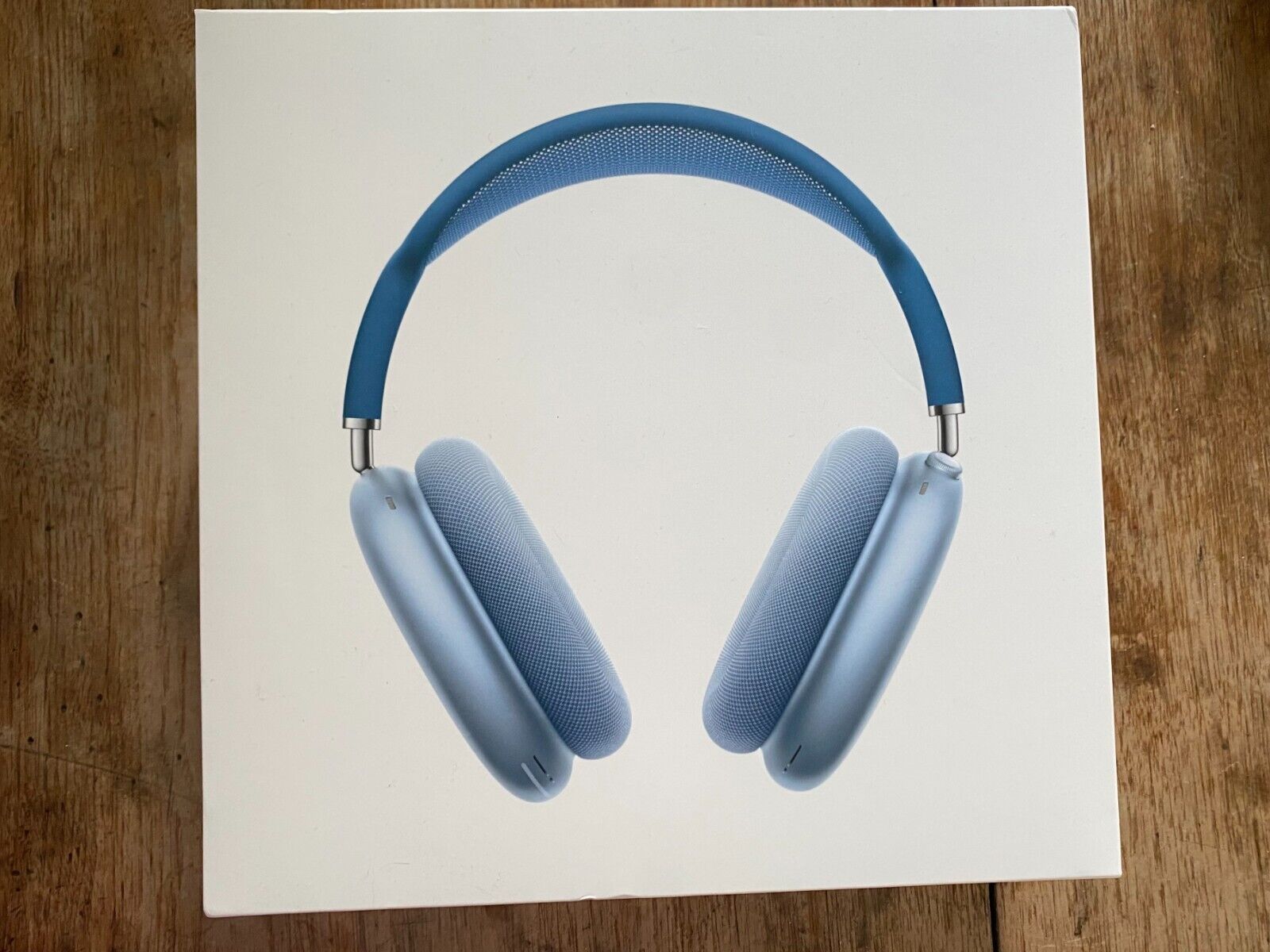 Retail box - Apple AirPod Max Wireless Over-Ear Headset Retail box - Apple AirPod Max Wireless Over-Ear Headset