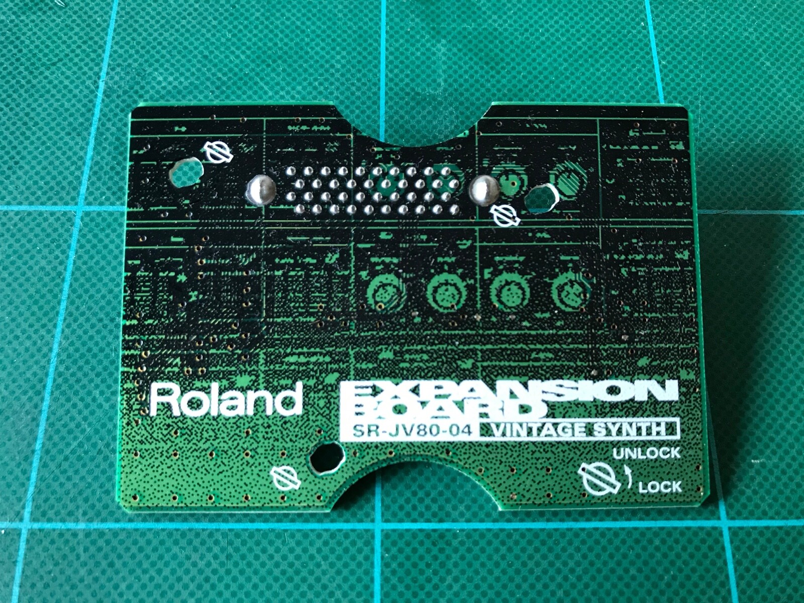 Roland SR-JV80-04 : Vintage Synthesizer Exp. Board Roland SR-JV80-04 : Vintage Synthesizer Exp. Board