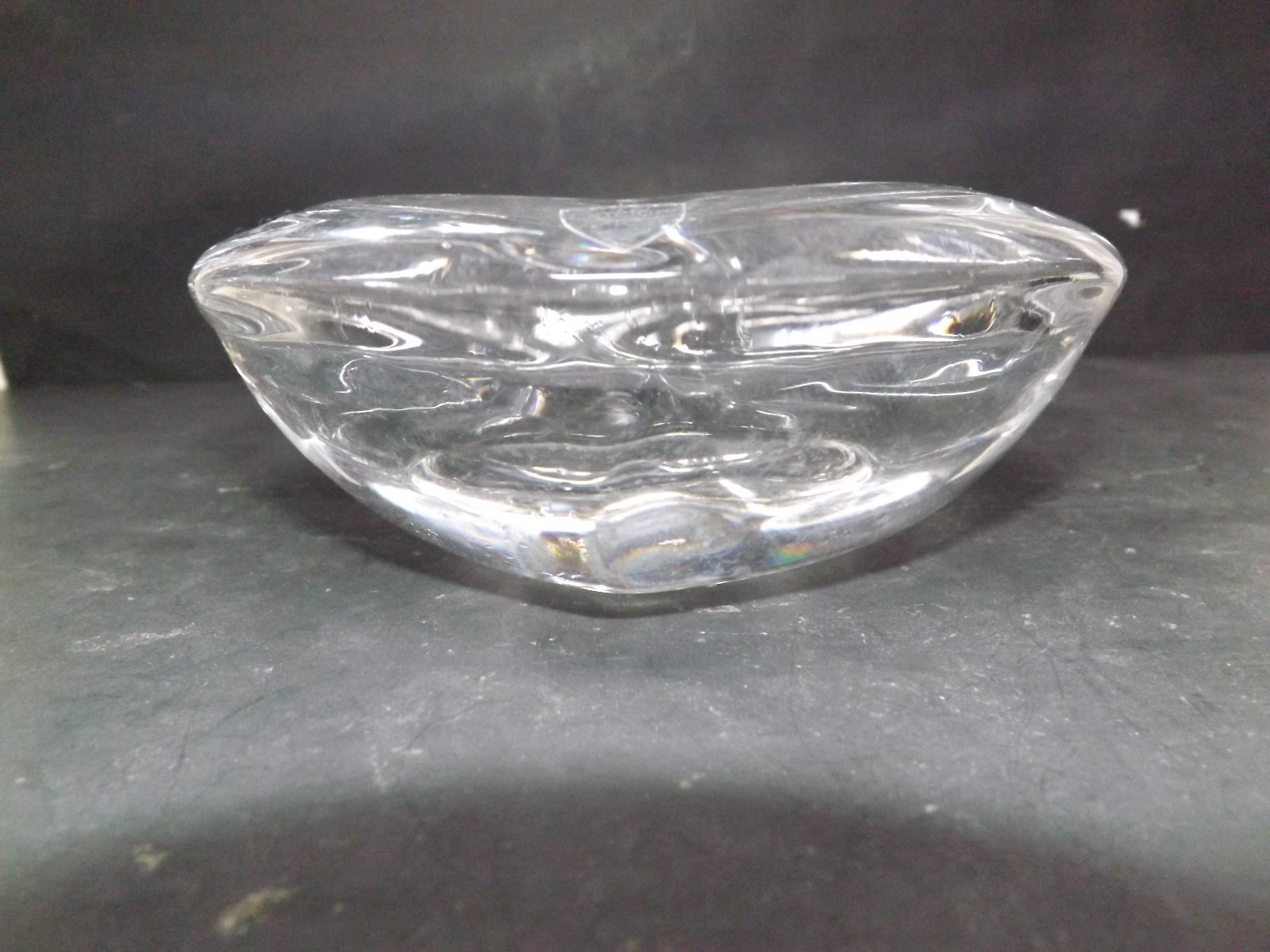 ORREFORS LABELED SIGNED HEAVY CRYSTAL ART GLASS HEART SHAPE DISH BOWL RARE FIND