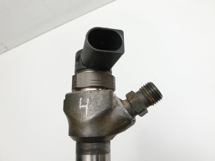 VW Touran II 5T 15-22 2,0 110KW Injektor Einspritzdüse Zyl.4 VW Touran II 5T 15-22 11.03.2016 04L130277AC... Vorschau 4