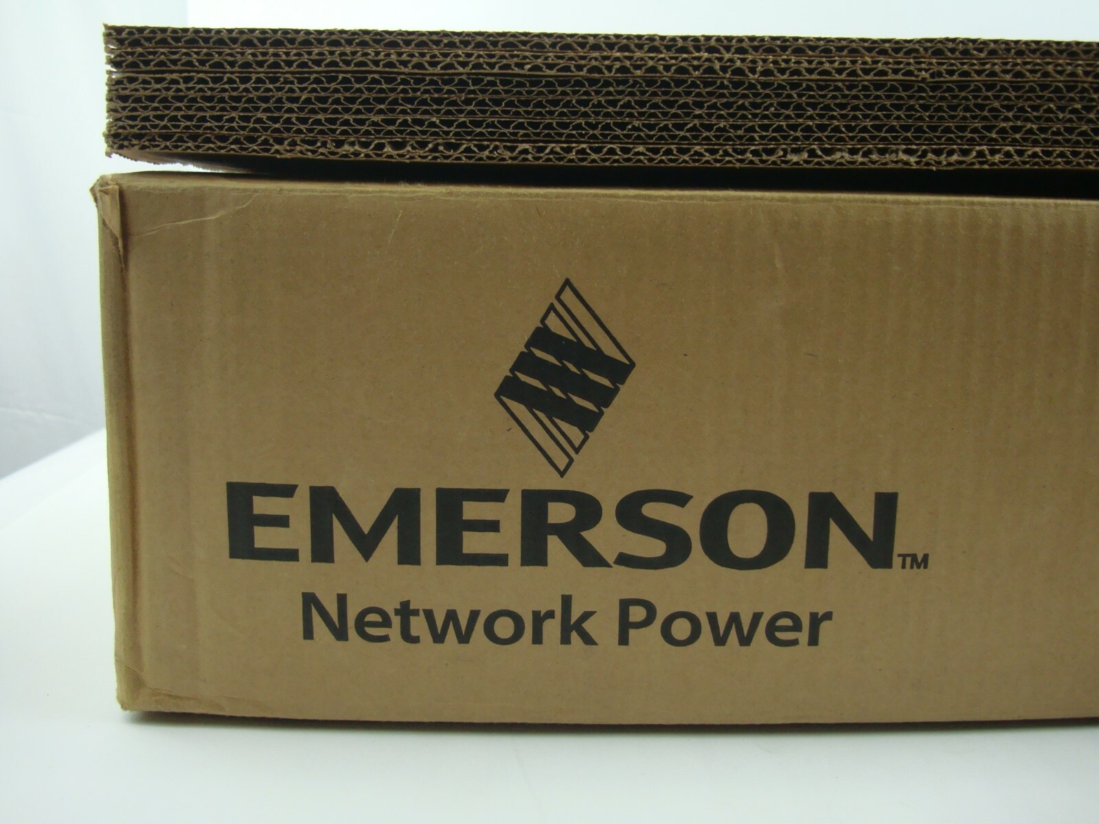Emerson UMG4000-400 Universal Management Gateway 40-Ports