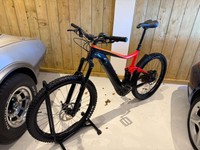 2025 GIANT CYCLES TRANCE E+ XL Pro Frame with Speedbox E-Bike Electric Manual