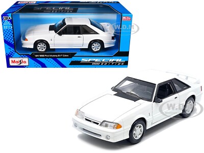 1993 FORD MUSTANG SVT COBRA WHITE 1/24 DIECAST MODEL CAR BY MAISTO 32906
