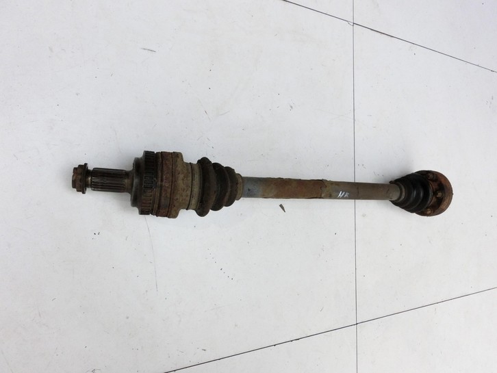 BMW 3er E46 99-01 Kombi 1,9i 87KW Antriebswelle Gelenkwelle Rechts Hinten BMW 3er E46 99-01 10.07.2000 1229588... Vorschau 2